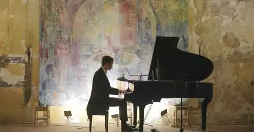 Rupert Egerton-Smith: Classical Piano Concert Tour in Lebanon